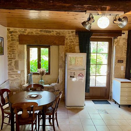 La Vieille Ferme: Superbe Complexe De 3 Gites En Pierre Avec Piscine Au Coeur Du Perigord Noir Saint-Genies 外观 照片