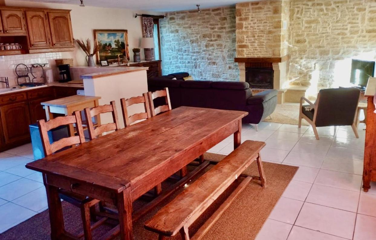 La Vieille Ferme: Superbe Complexe De 3 Gites En Pierre Avec Piscine Au Coeur Du Perigord Noir Saint-Genies 外观 照片