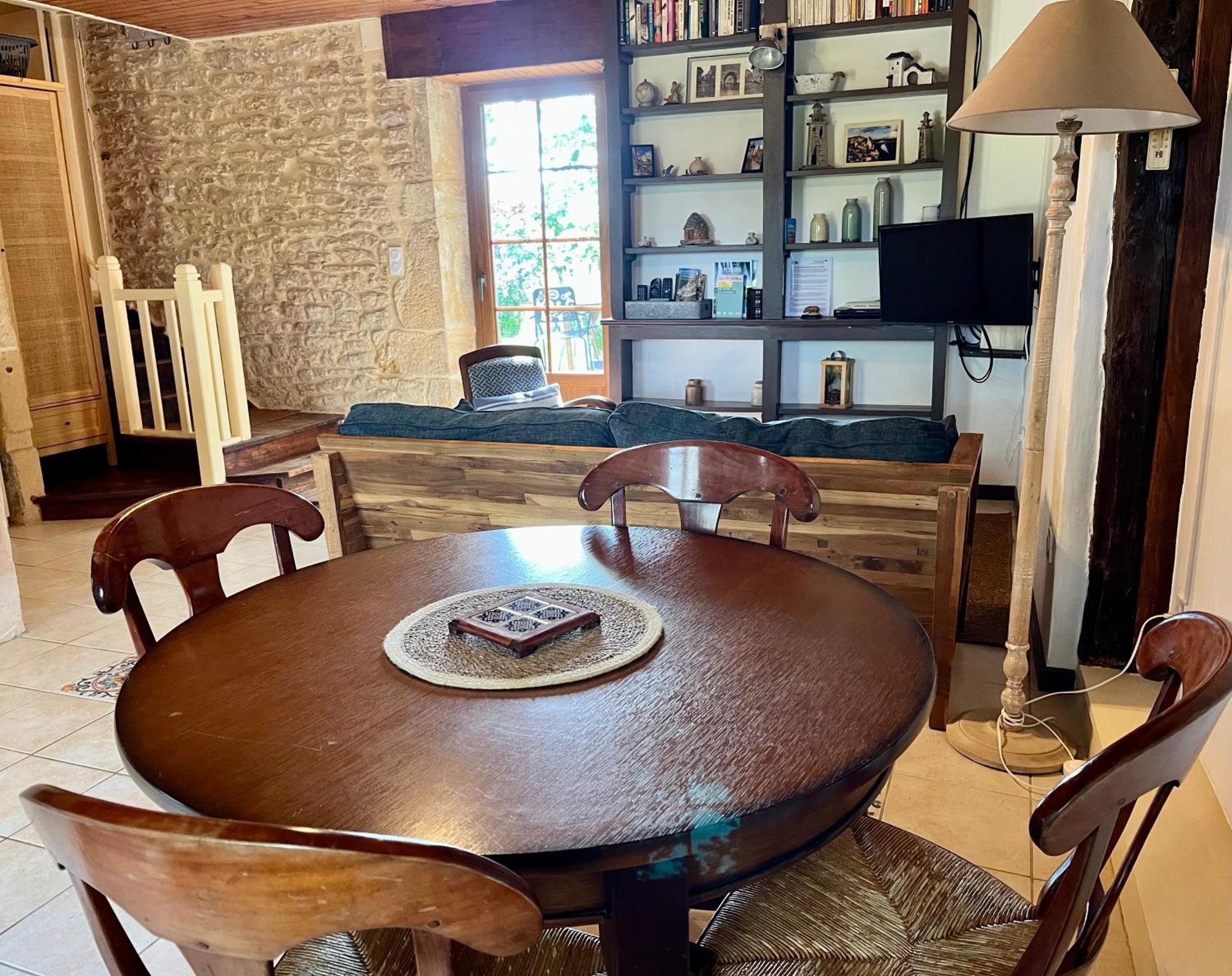 La Vieille Ferme: Superbe Complexe De 3 Gites En Pierre Avec Piscine Au Coeur Du Perigord Noir Saint-Genies 外观 照片